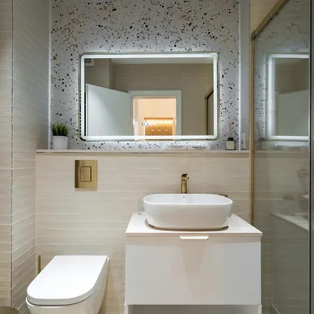 Tapone Burebista - Signature